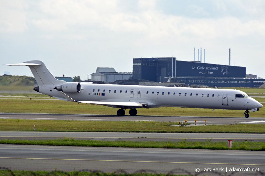 EI-FPI (15425) 2016 Bombardier CRJ-900 LR