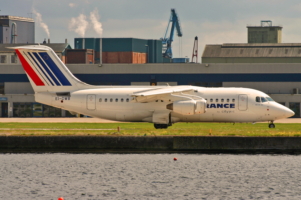 EI-CWB · British Aerospace BAe 146-200 · (LCY / EGLC)