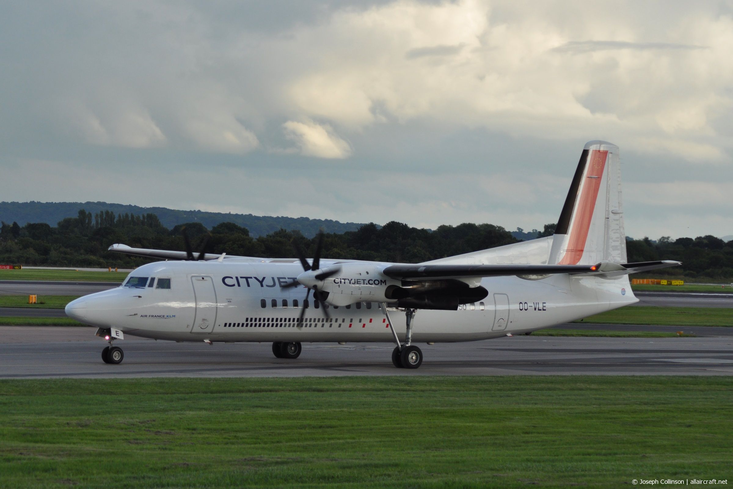 OO-VLE (020132) Fokker 50