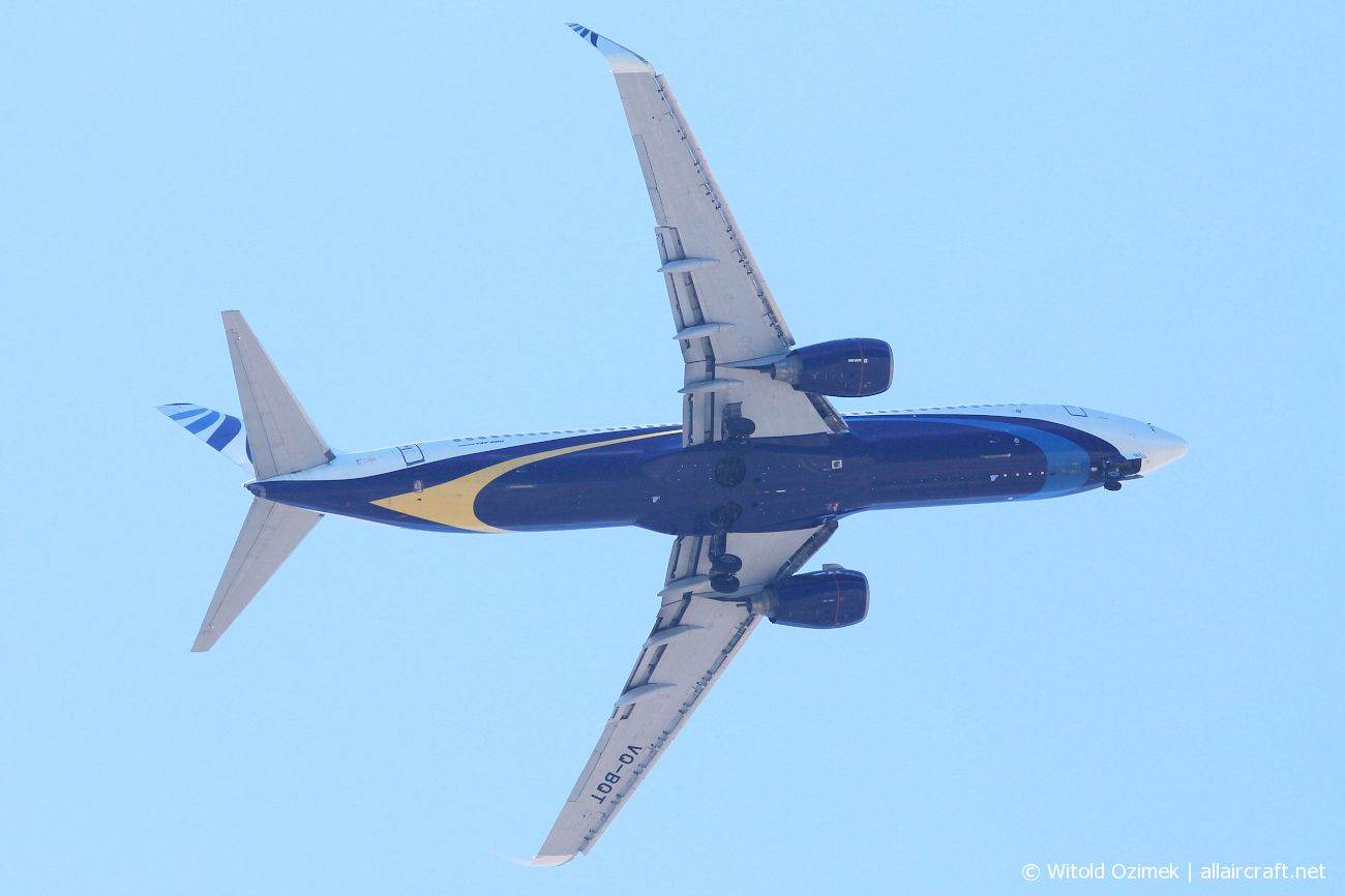 VQ-BQT (33561) 2004 Boeing 737-8AS WL