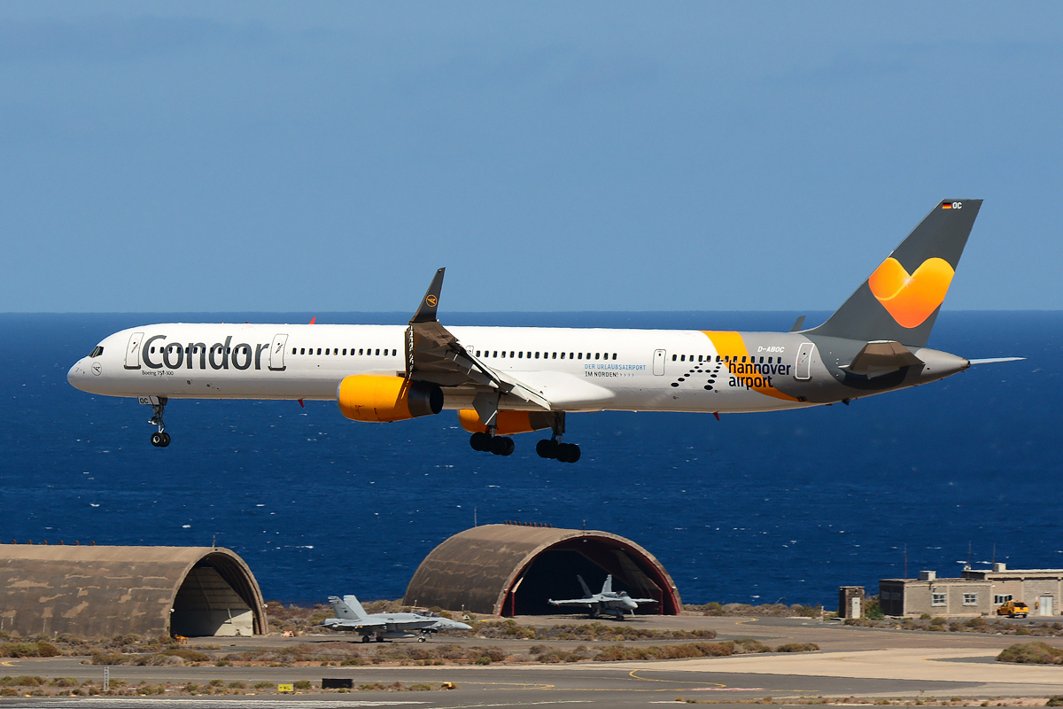 D-ABOC · Boeing 757-330 · (LPA / GCLP)