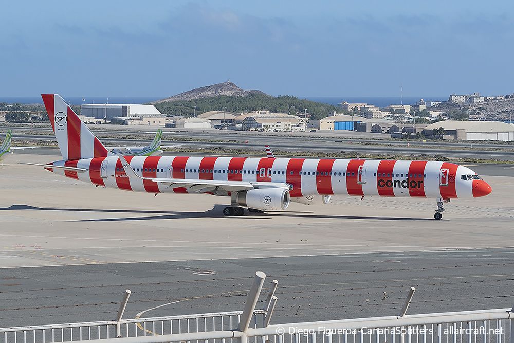 D-ABOM · Boeing 757-330(WL) · (LPA / GCLP)