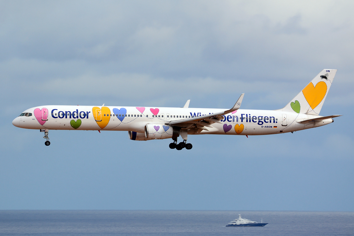 D-ABON · Boeing 757-330 · (LPA / GCLP)