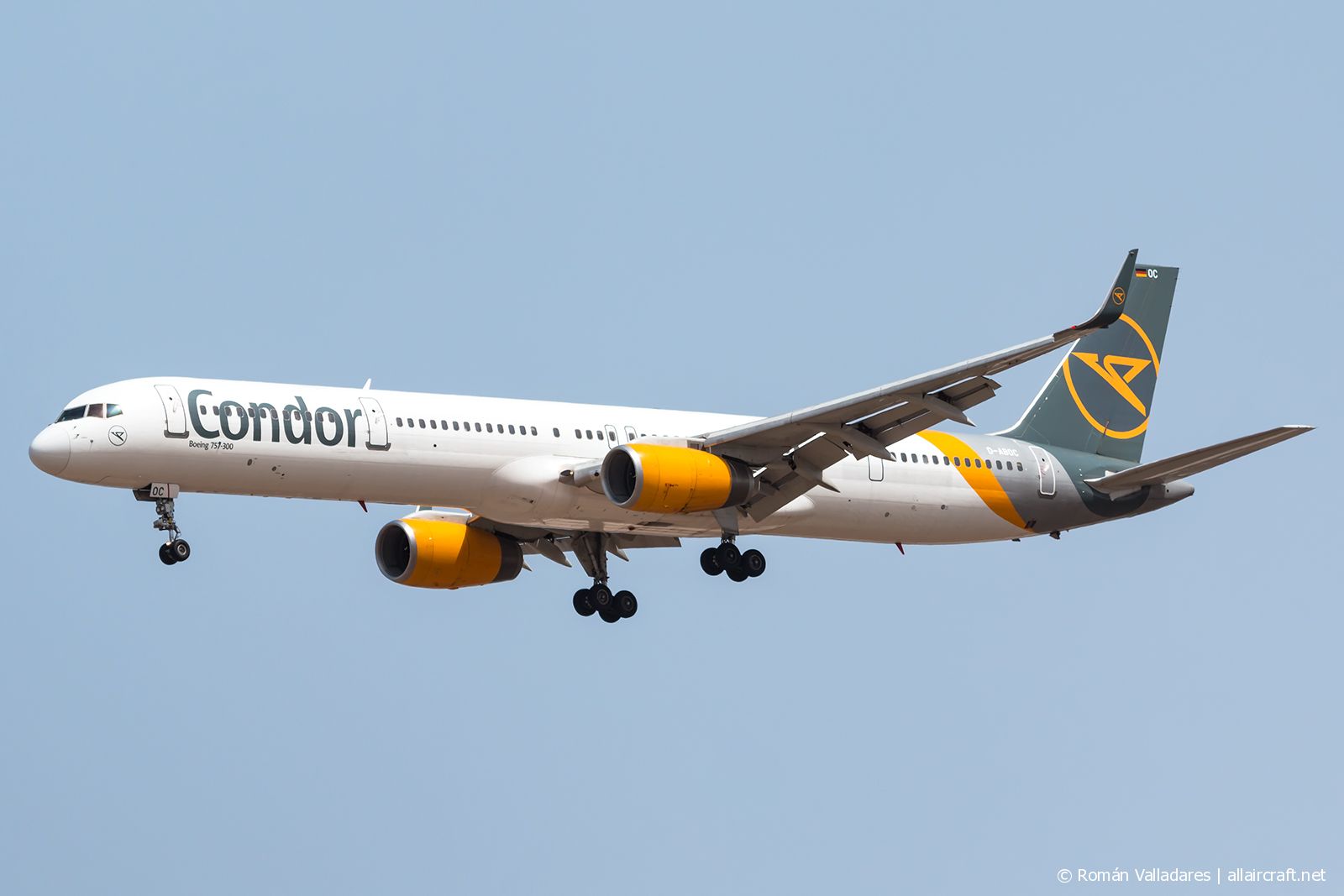 D-ABOC · Boeing 757-330(WL) · (LPA / GCLP)