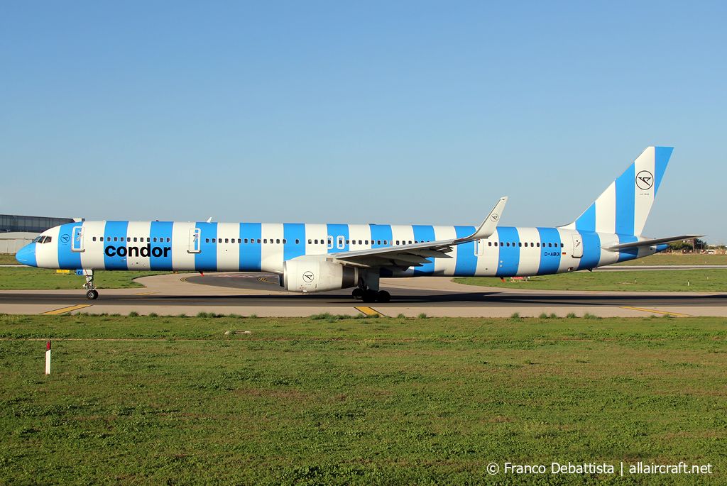 D-ABOI · Boeing 757-330(WL) · (MLA / LMML)