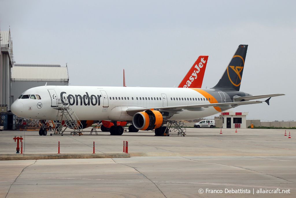 D-AICA (774) 1998 Airbus A320-212
