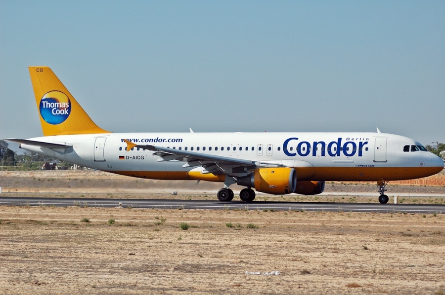 D-AICG (957) 1999 Airbus A320-212