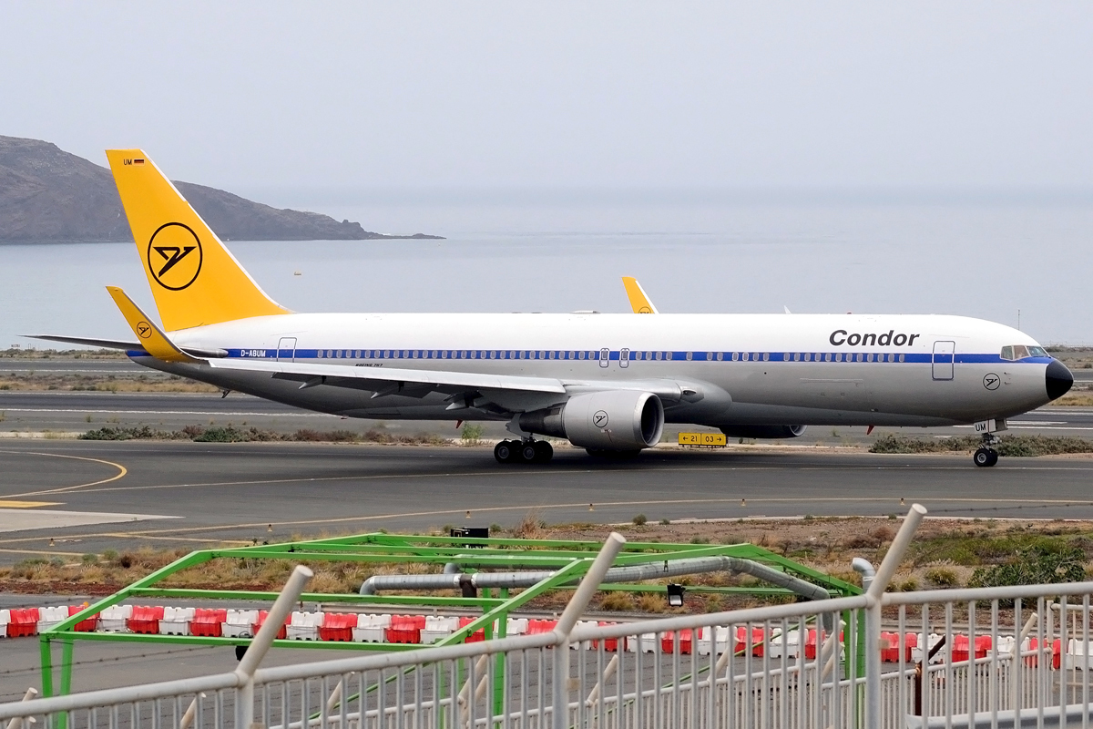 D-ABUM · Boeing 767-31BER(WL) · (LPA / GCLP)