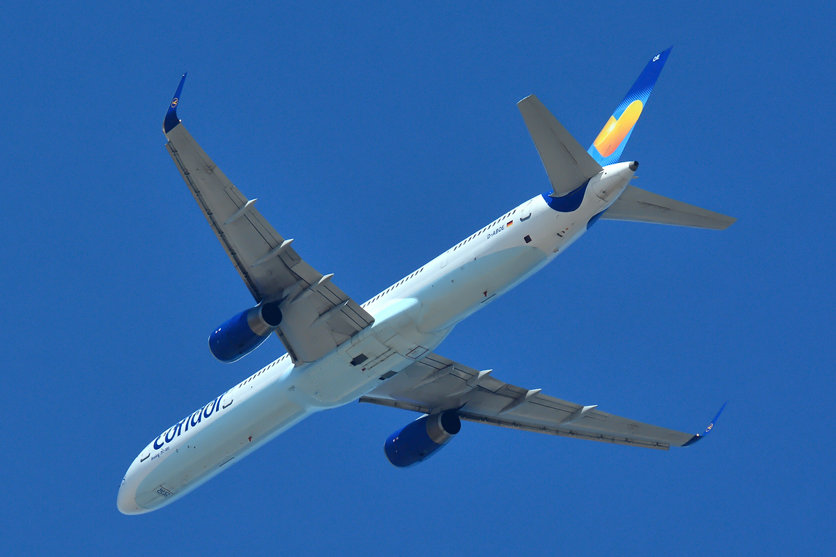 D-ABOE · Boeing 757-330 · (LPA / GCLP)