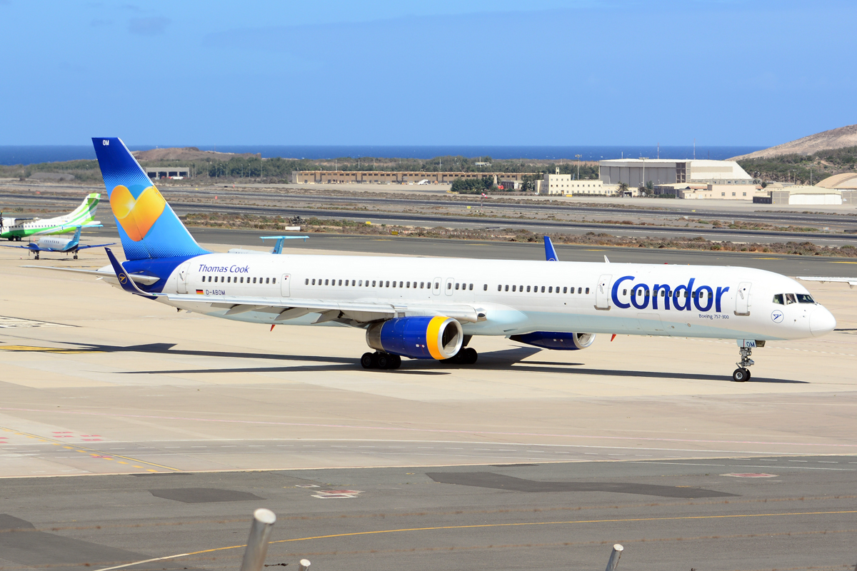 D-ABOM · Boeing 757-330(WL) · (LPA / GCLP)