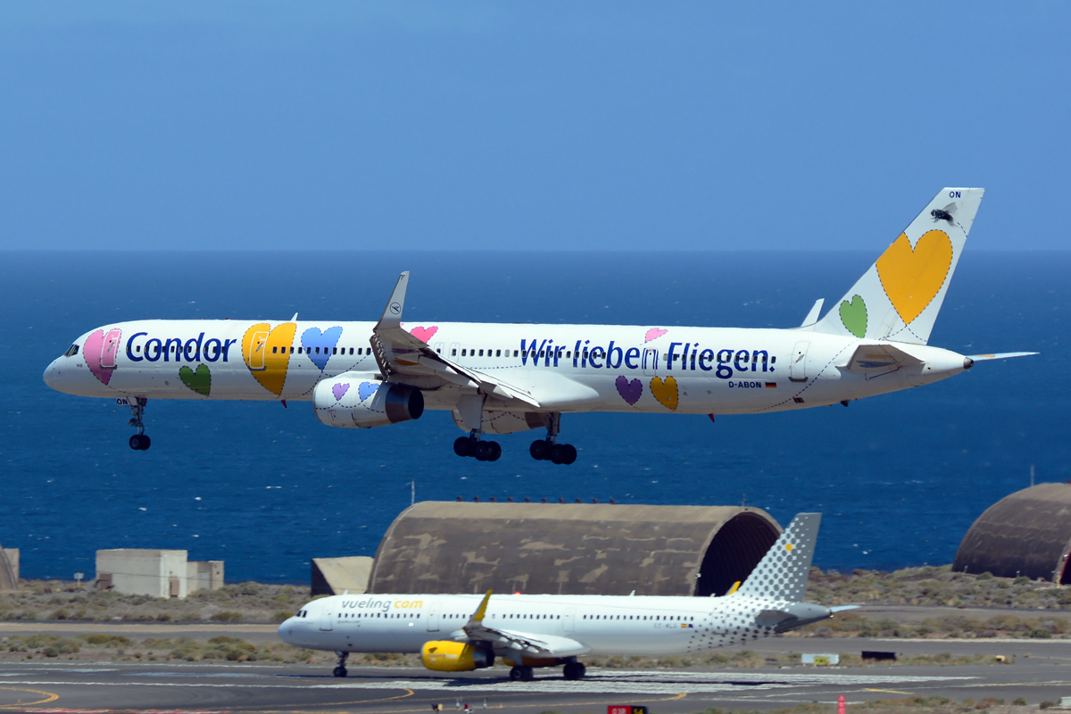 D-ABON (29023) Boeing 757-330