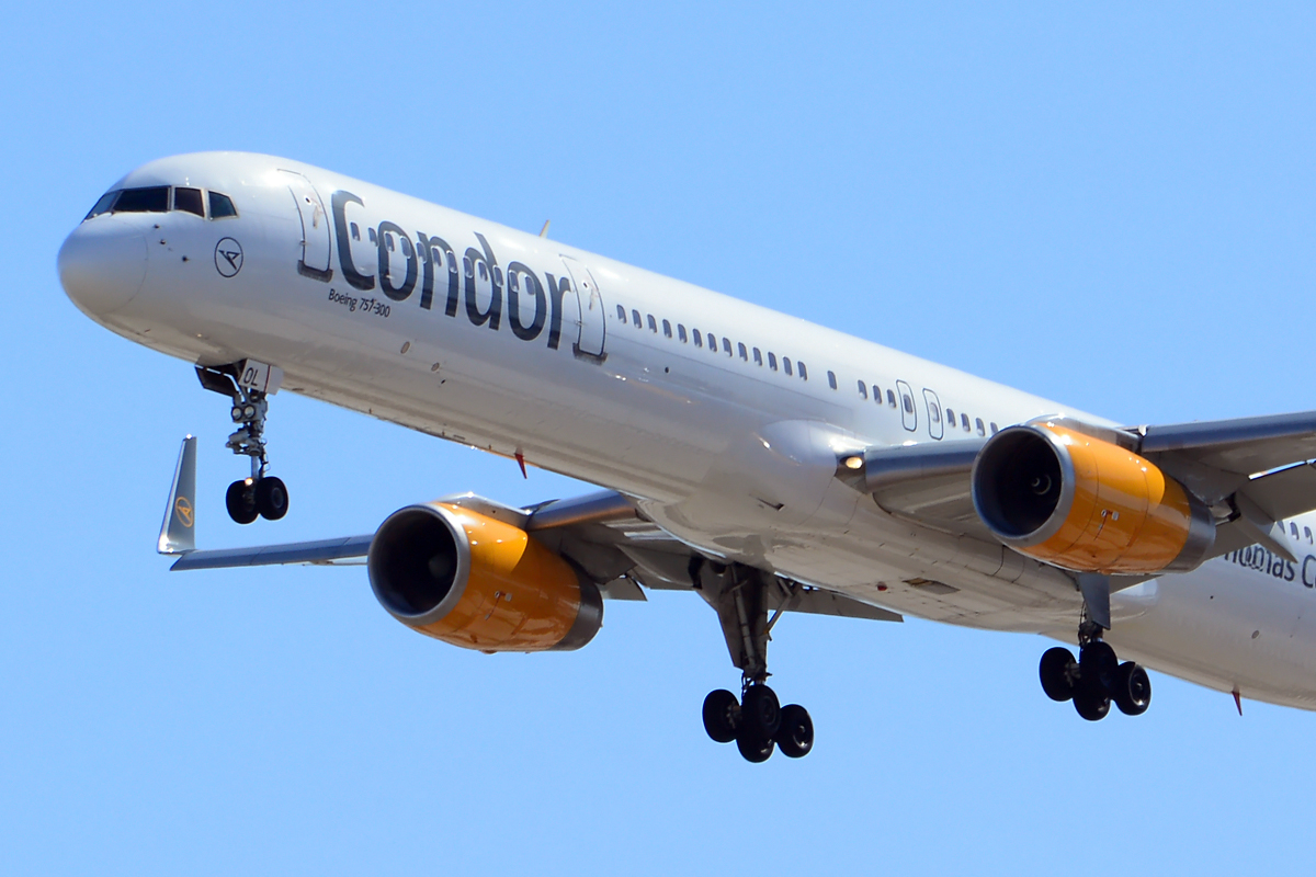 D-ABOL · Boeing 757-330(WL) · (LPA / GCLP)