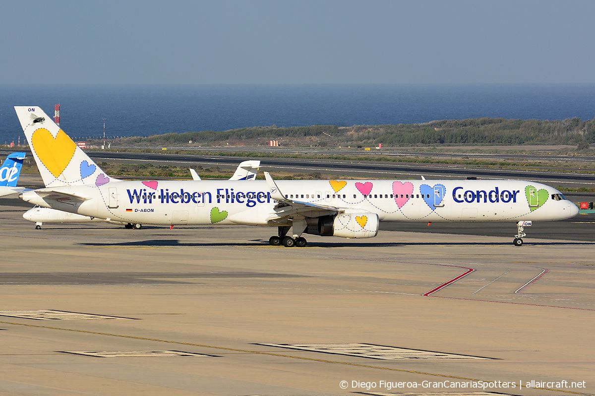 D-ABON · Boeing 757-330(WL) · (LPA / GCLP)