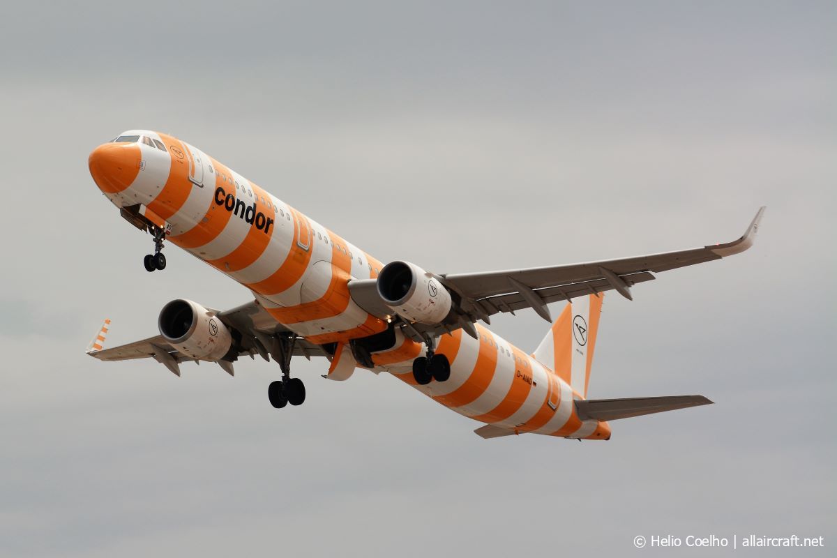 D-AIAD · Airbus A321-211(WL) · (FAO / LPFR)