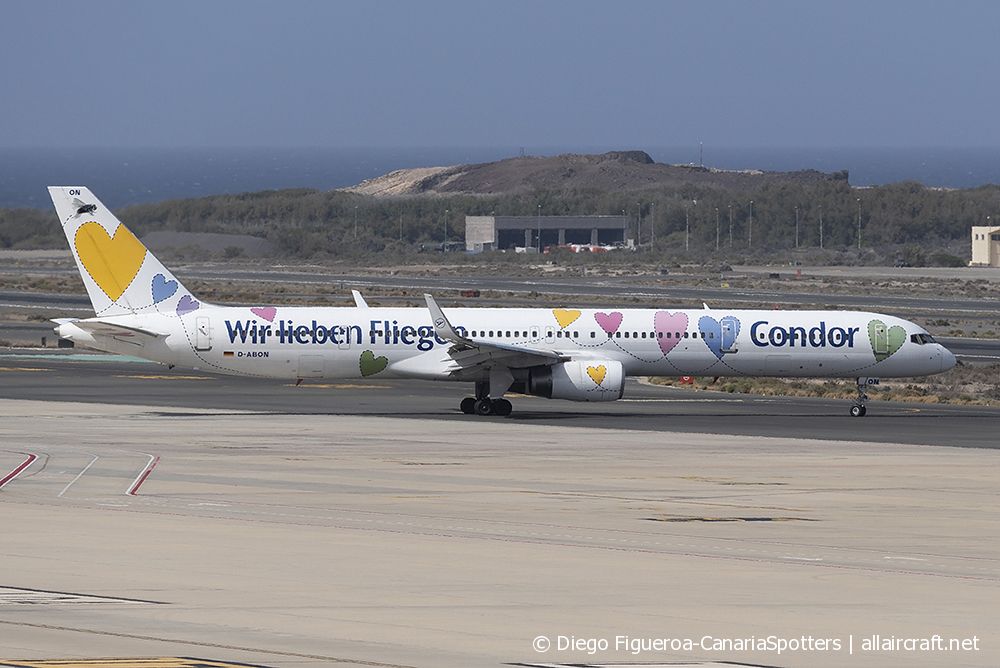 D-ABON · Boeing 757-330(WL) · (LPA / GCLP)