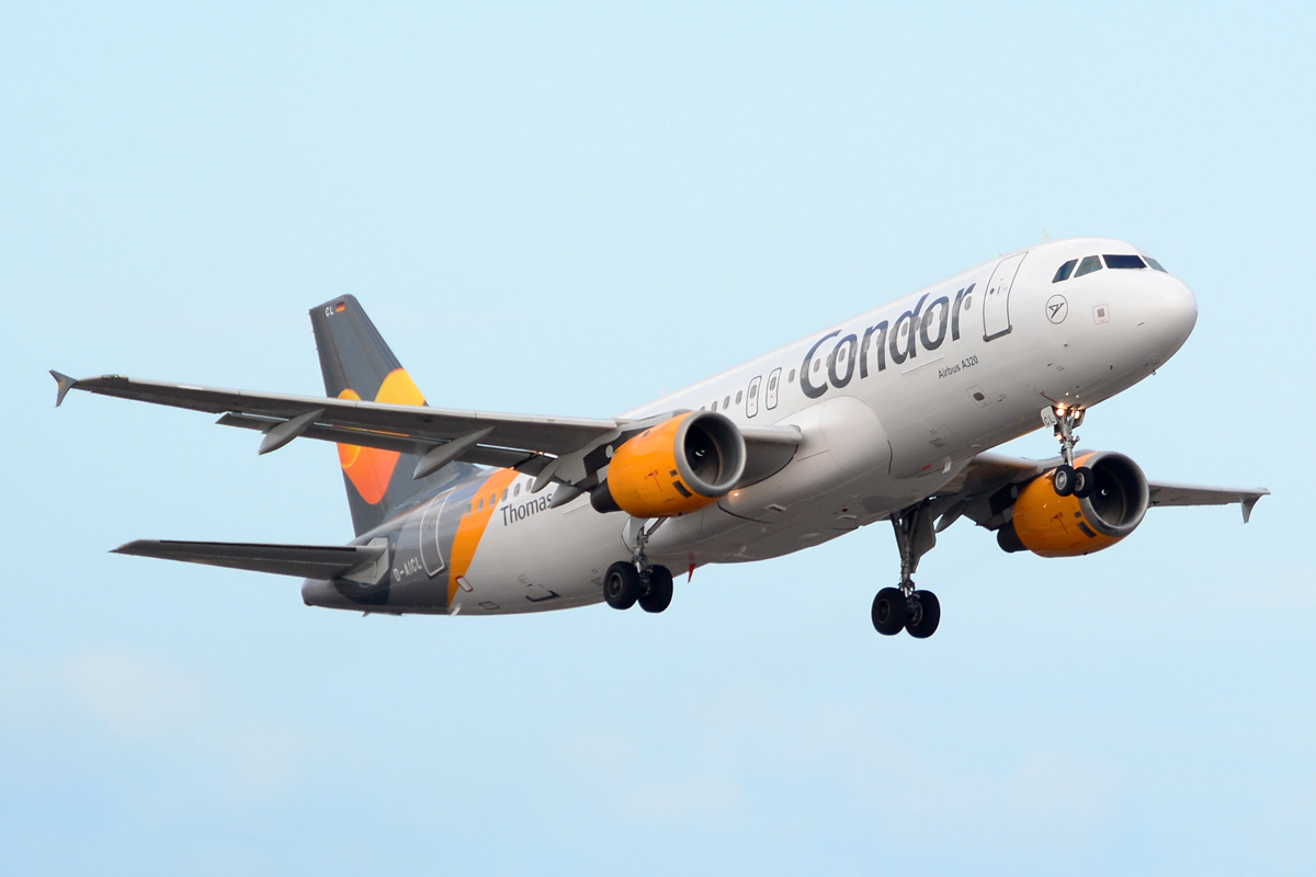 D-AICL (1437) 2001 Airbus A320-212