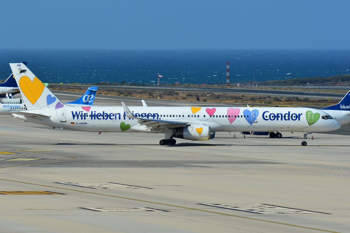 D-ABON (29023) Boeing 757-330
