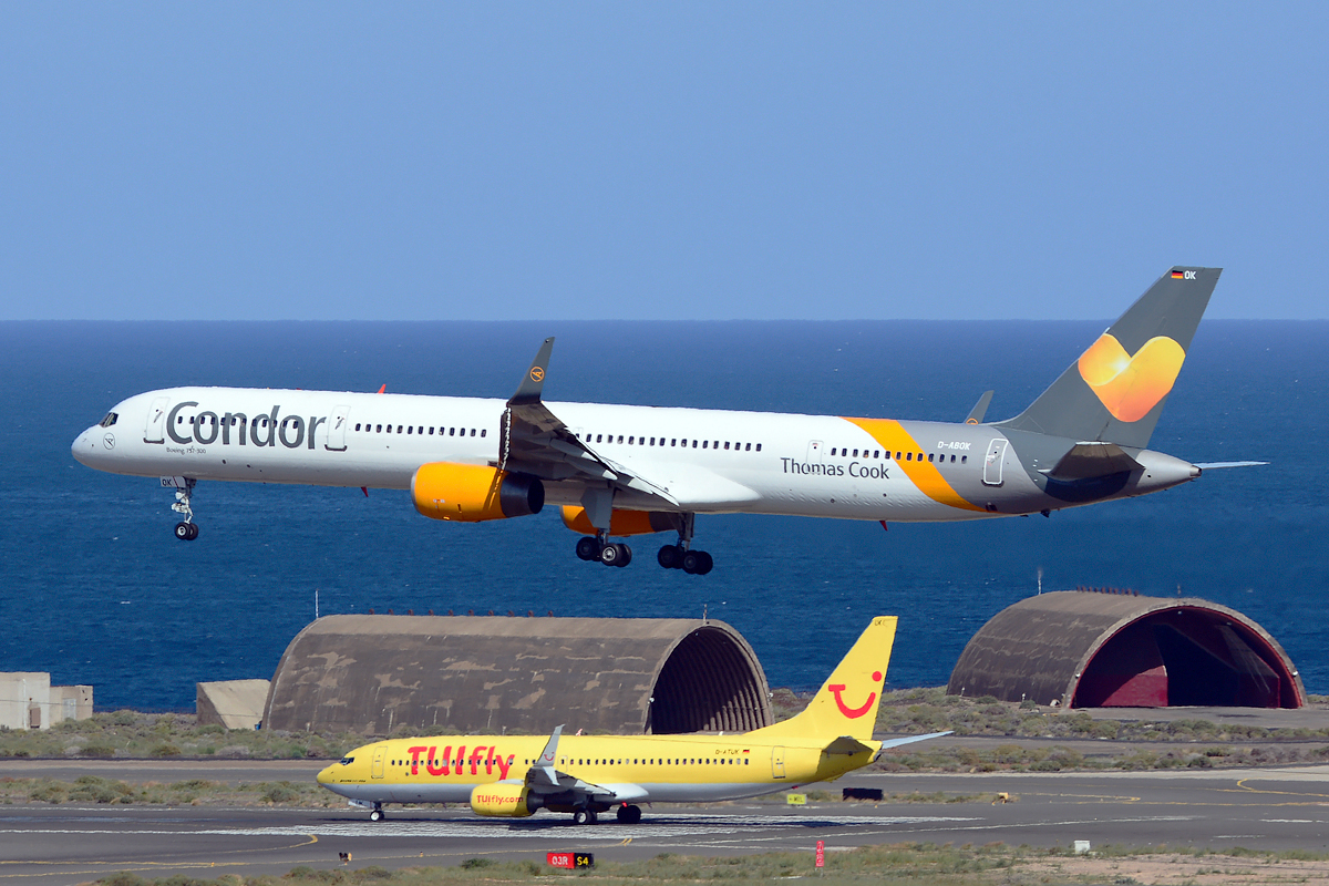 D-ABOK (29020) 2000 Boeing 757-330(WL)