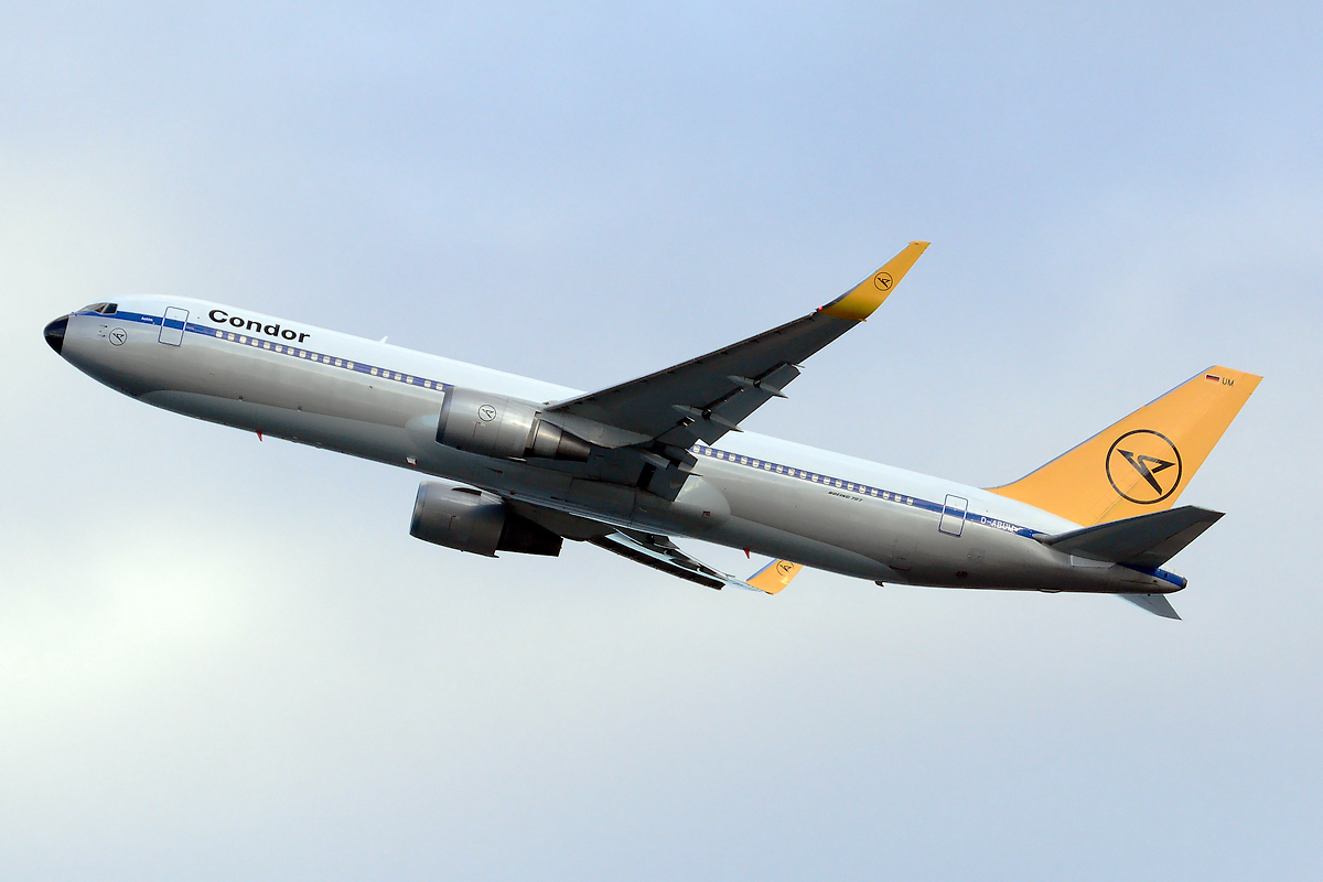 D-ABUM · Boeing 767-31BER(WL) · (LPA / GCLP)