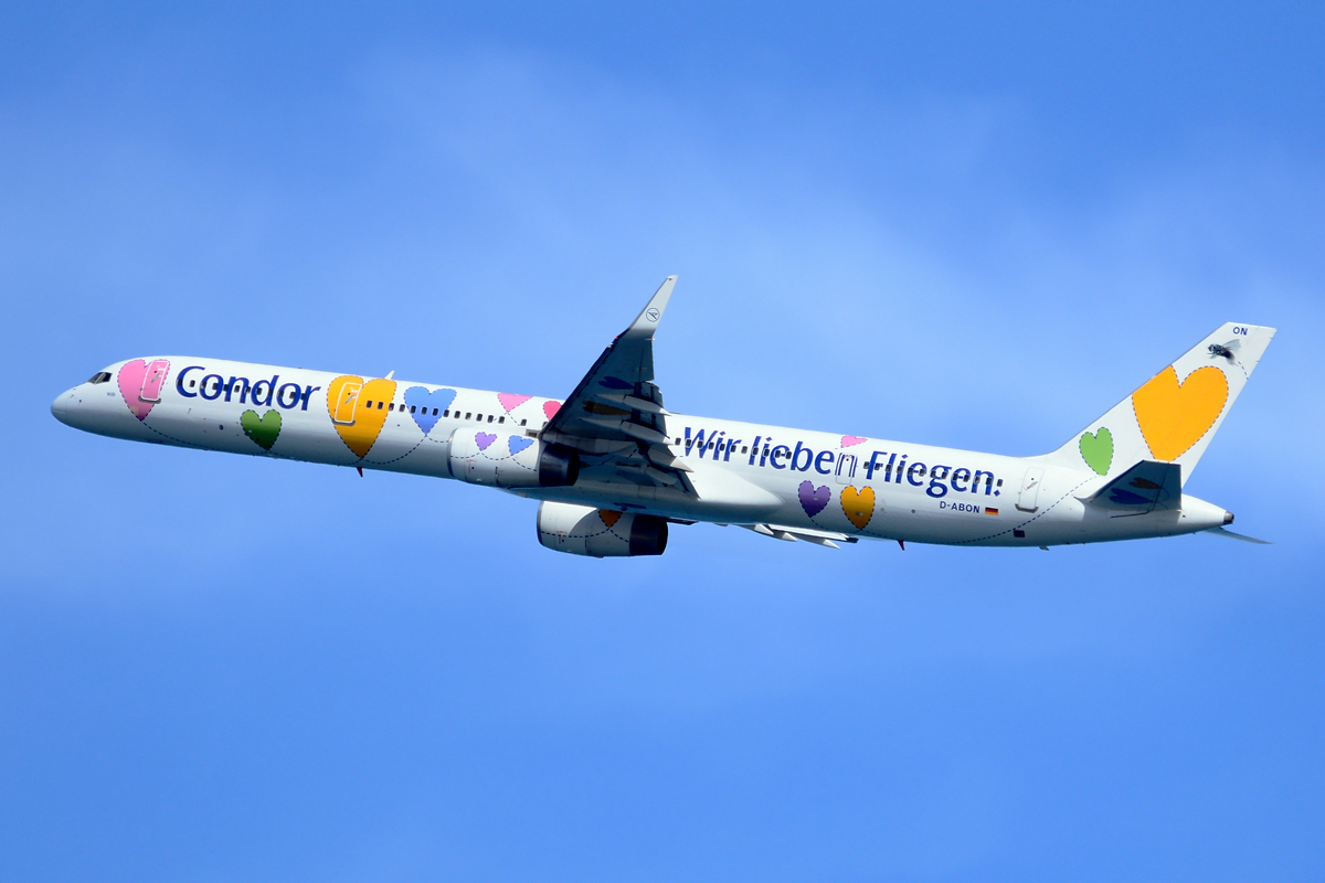 D-ABON · Boeing 757-330 · (LPA / GCLP)