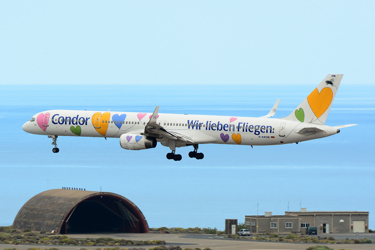 D-ABON (29023) Boeing 757-330