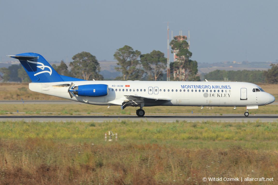 4O-AOM (11321) 1990 Fokker F100
