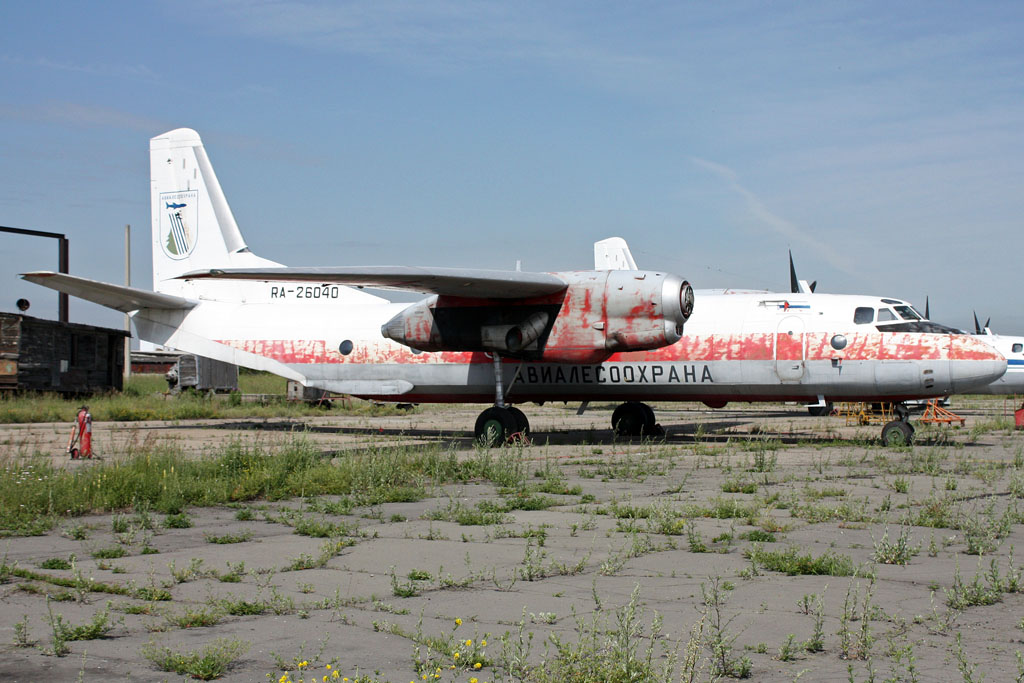 RA-26040 · Antonov An-26B · (IKT / UIII)