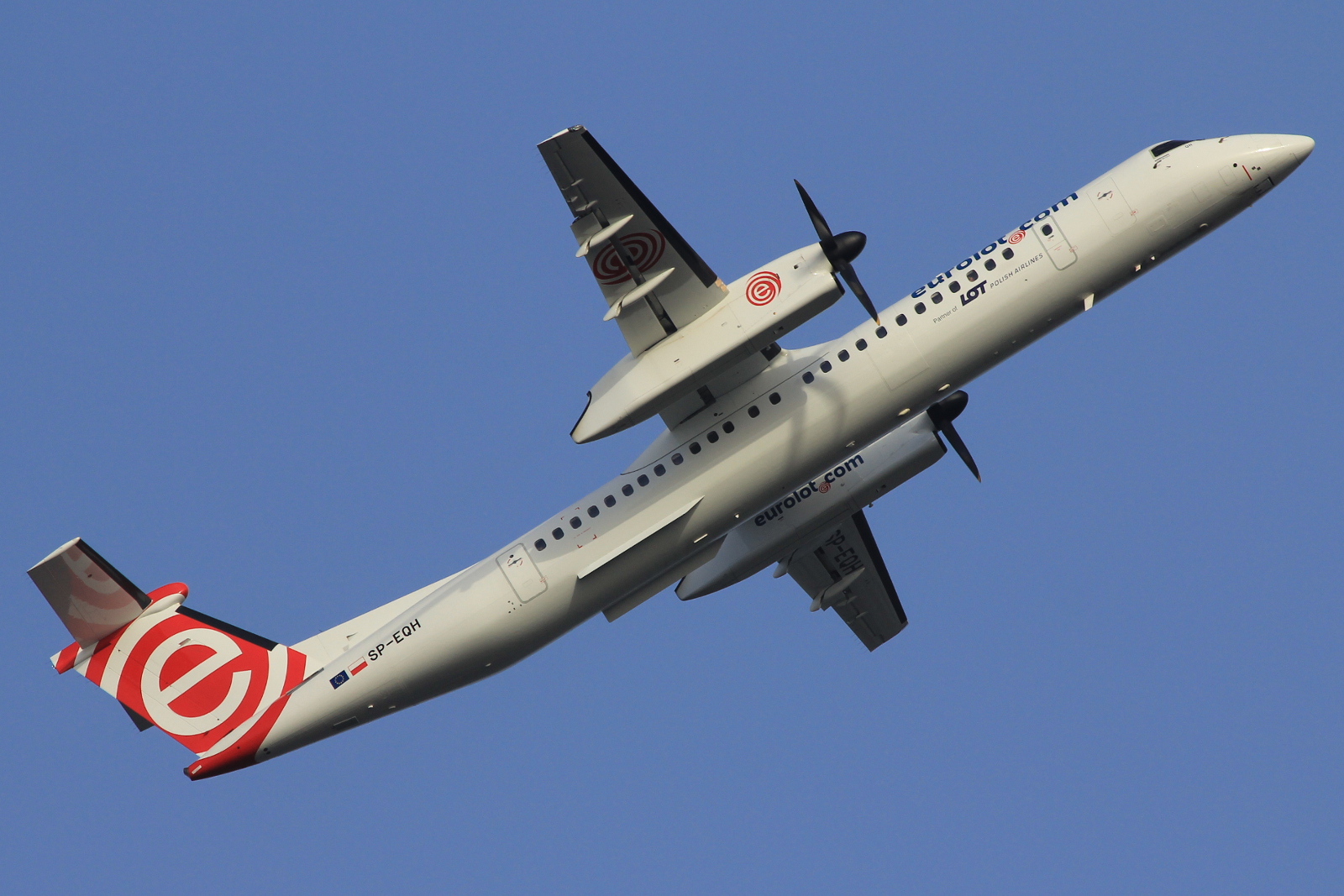 SP-EQH (4424) Bombardier Dash 8-Q402