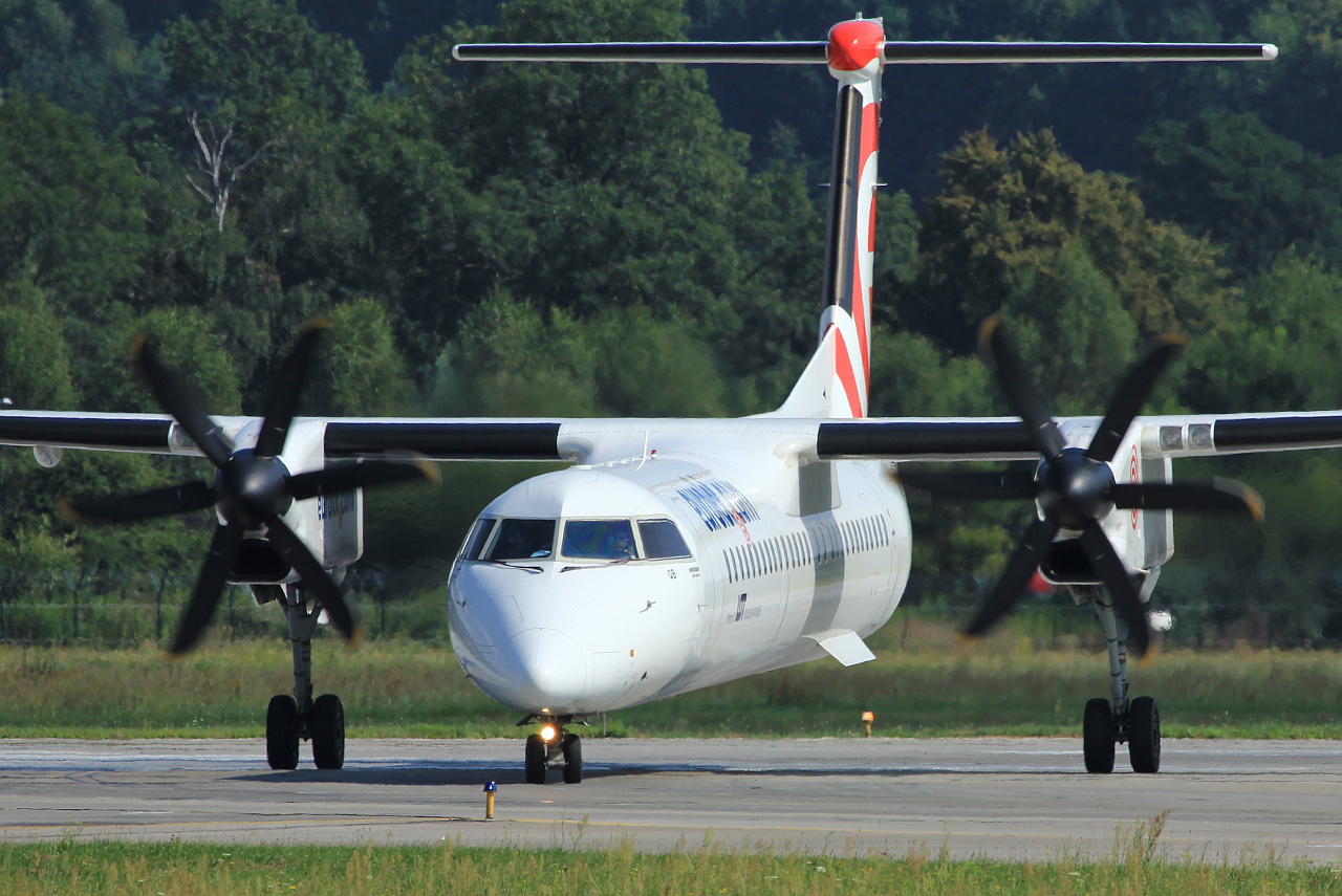 SP-EQB · Bombardier Dash 8-Q402 · (KRK / EPKK)