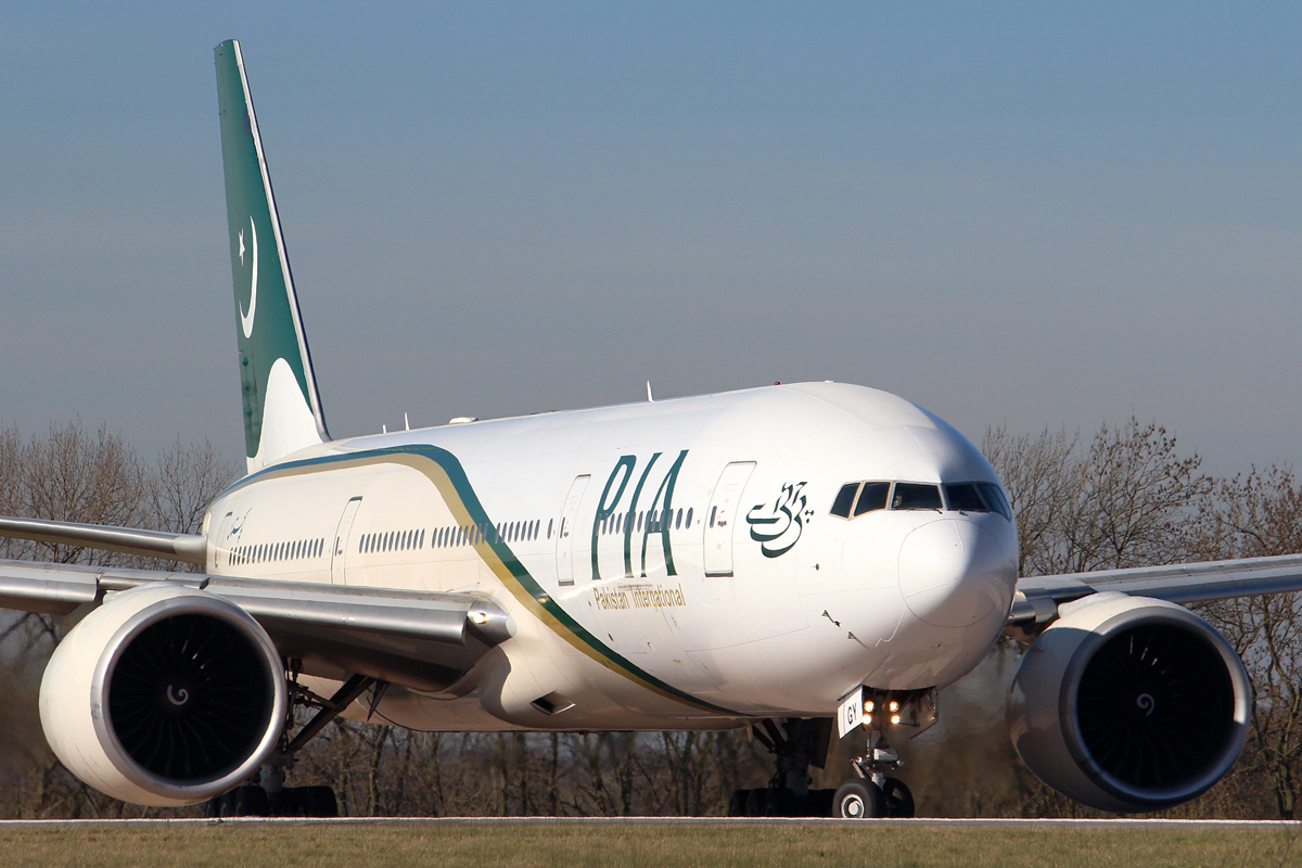 AP-BGY (33781) 2005 Boeing 777-240 LR