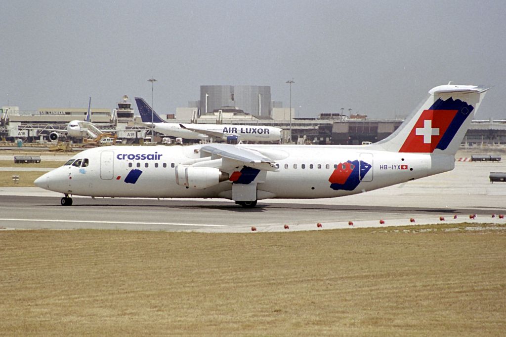 HB-IYX · British Aerospace Avro RJ100 · (LIS / LPPT)