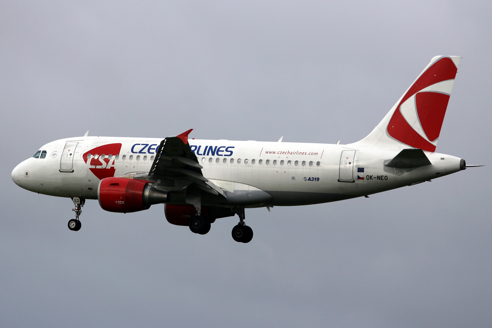 OK-NEO · Airbus A319-112 · (AMS / EHAM)