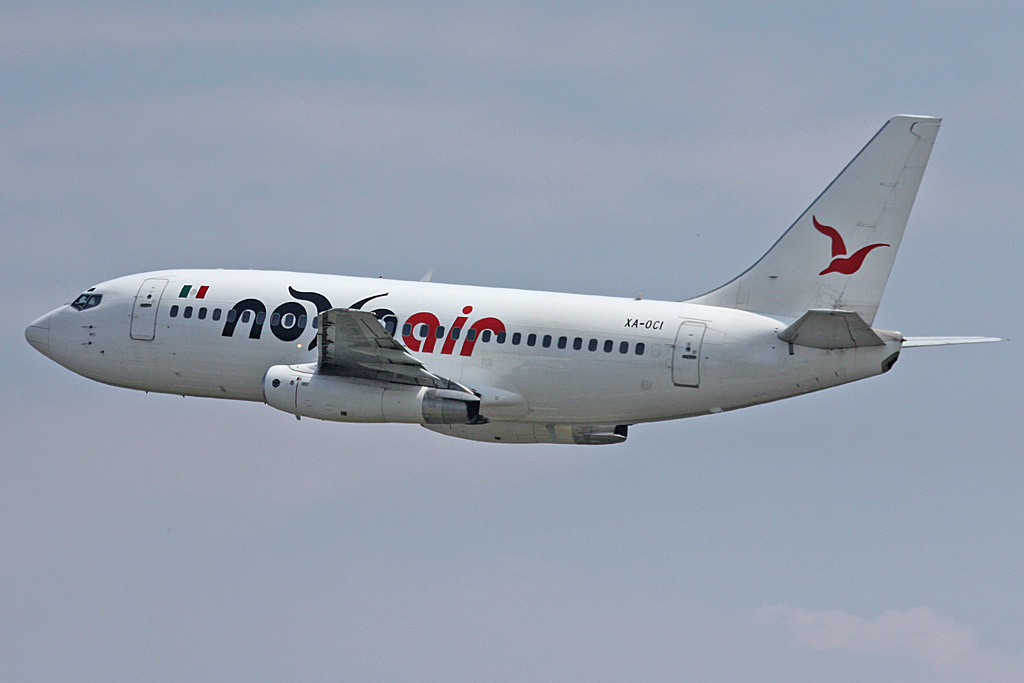 XA-OCI (22257) 1981 Boeing 737-217 Adv