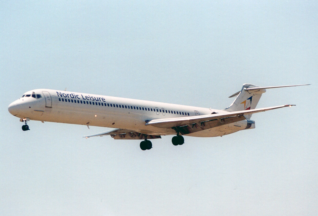 SE-RDM · McDonnell Douglas MD-83 · (LIS / LPPT)