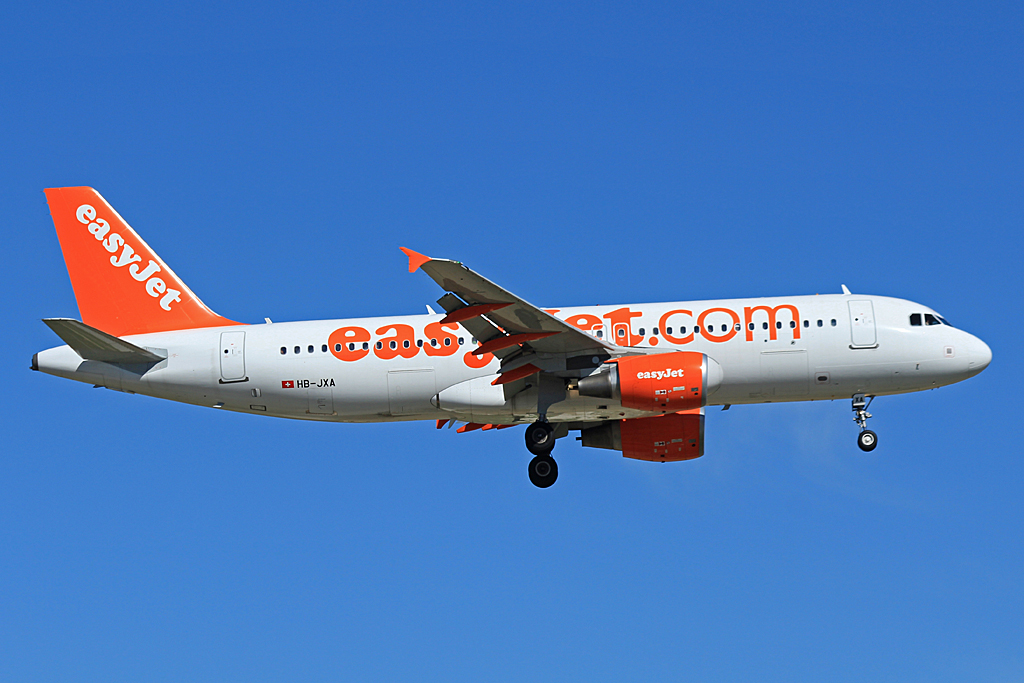 HB-JXA · Airbus A320-214 · (AGP / LEMG)