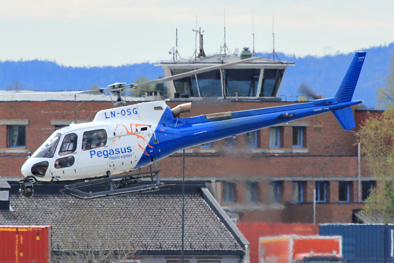LN-OSG, (cn 7133), Eurocopter AS-350B-3 Ecureuil