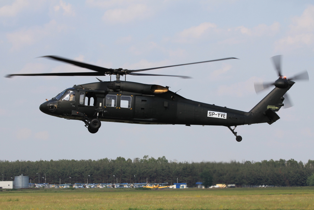 SP-YVE · Sikorsky S-70i Black Hawk · (EPML)