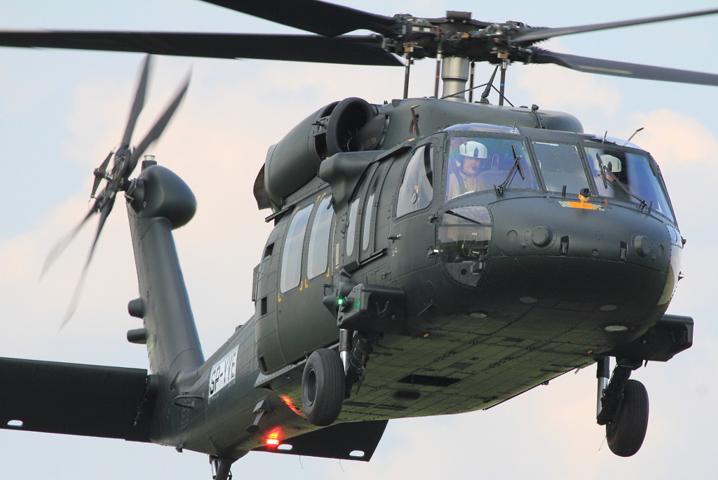SP-YVE (70-3785) Sikorsky S-70i BlackHawk