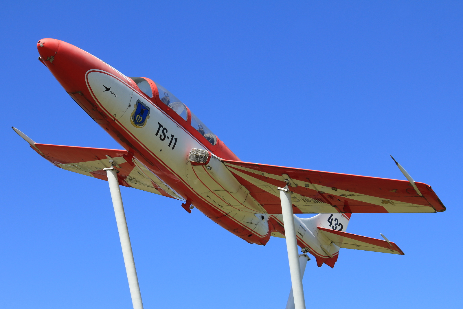 432 (3H 15-07) 1978 PZL-Mielec TS-11 Iskra