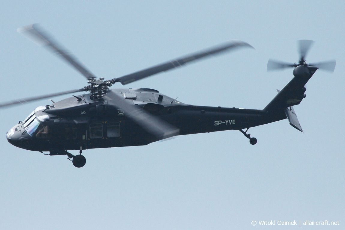 SP-YVE (70-3785) Sikorsky S-70i BlackHawk