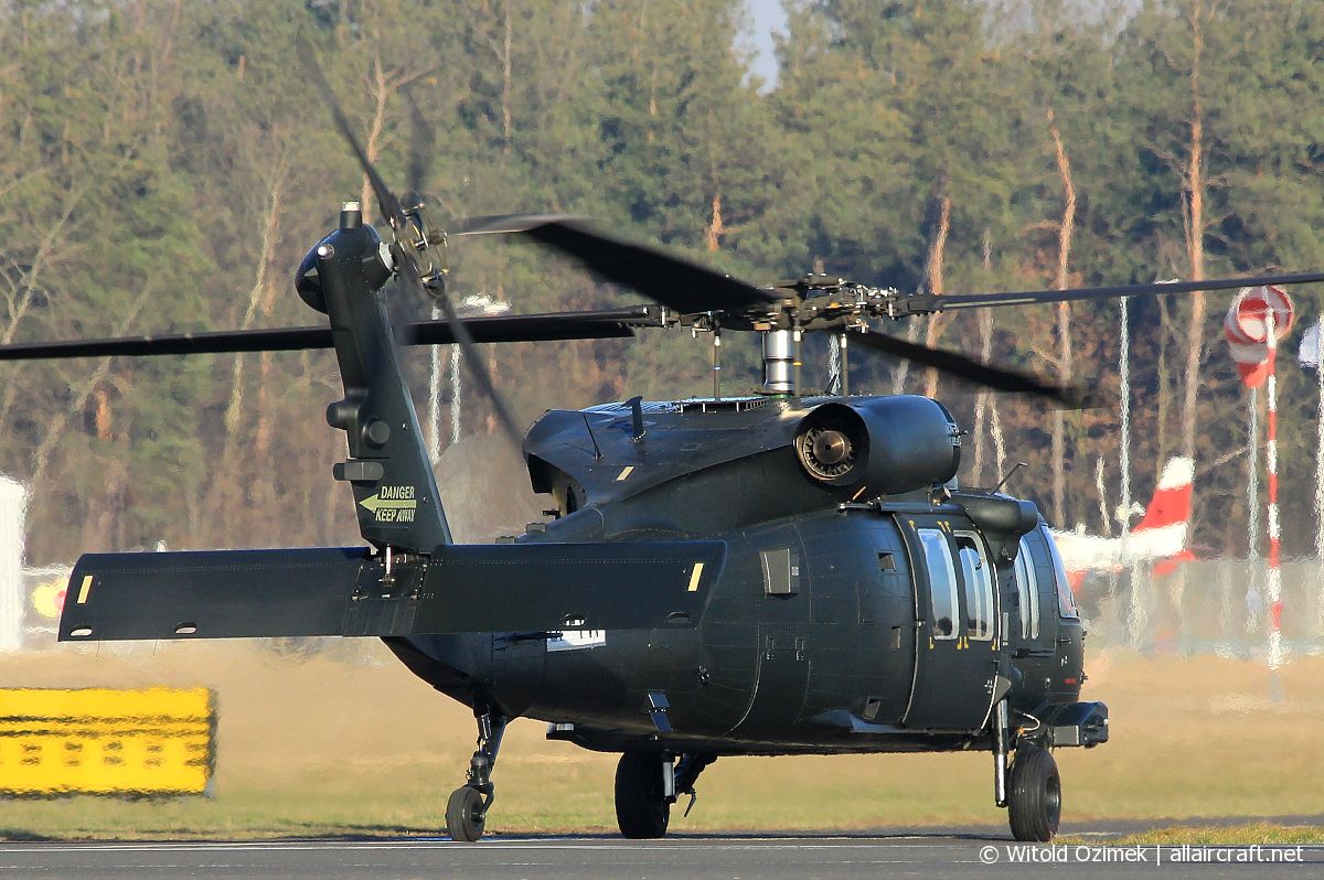 SP-YVF (70-3743) Sikorsky S-70i BlackHawk