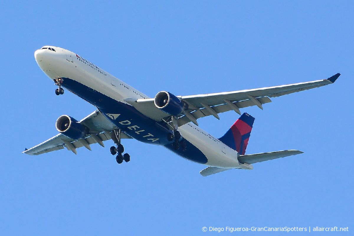 N809NW (00663) Airbus A330-323