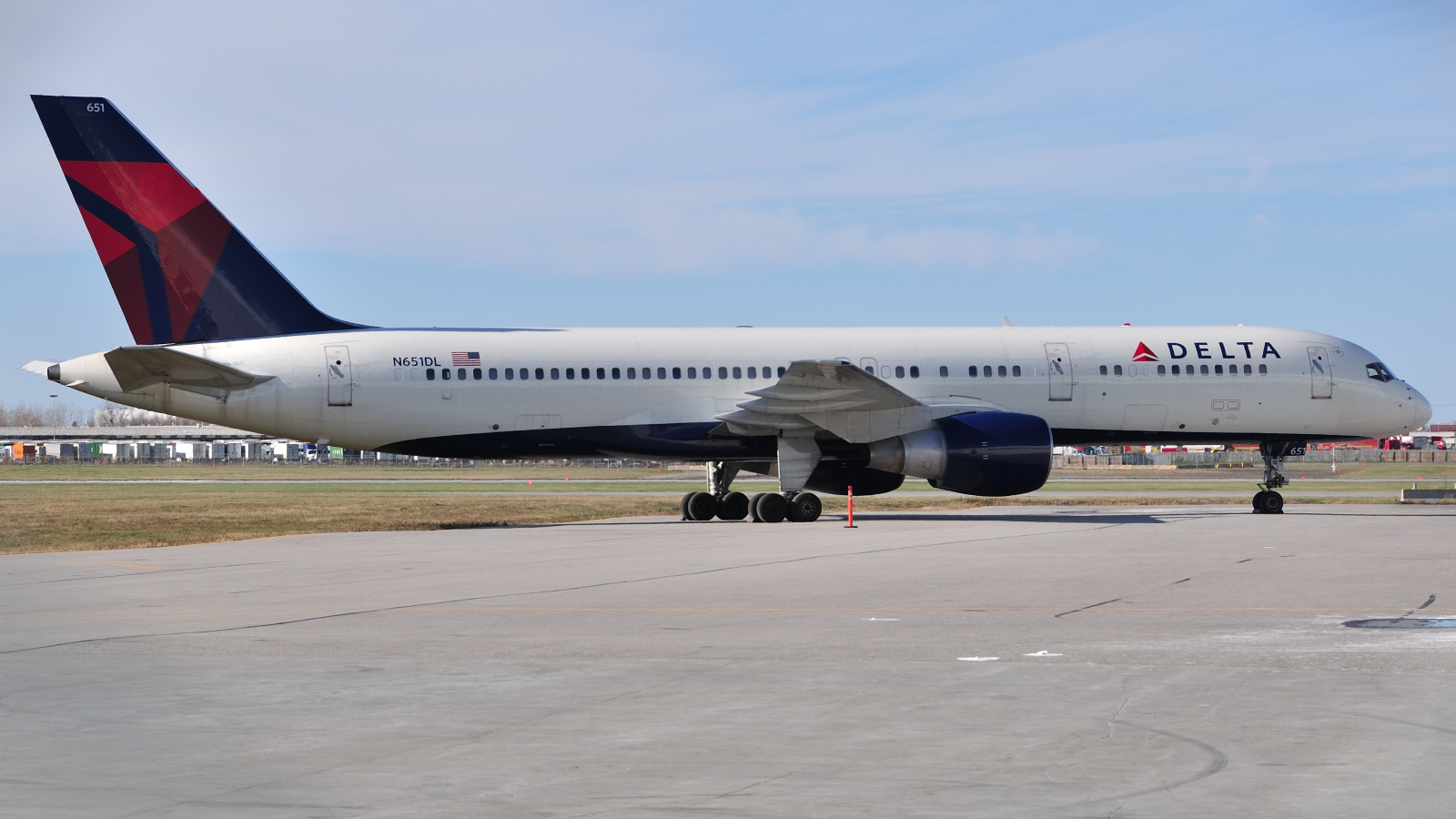 N651DL · Boeing 757-232 · (YUL / CYUL)