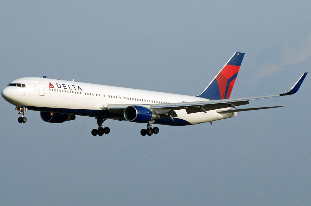 N172DN · Boeing 767-332/ER(WL) · (CPH / EKCH)