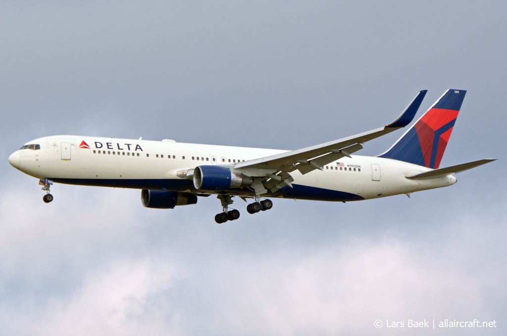 N190DN · Boeing 767-332/ER · (CPH / EKCH)