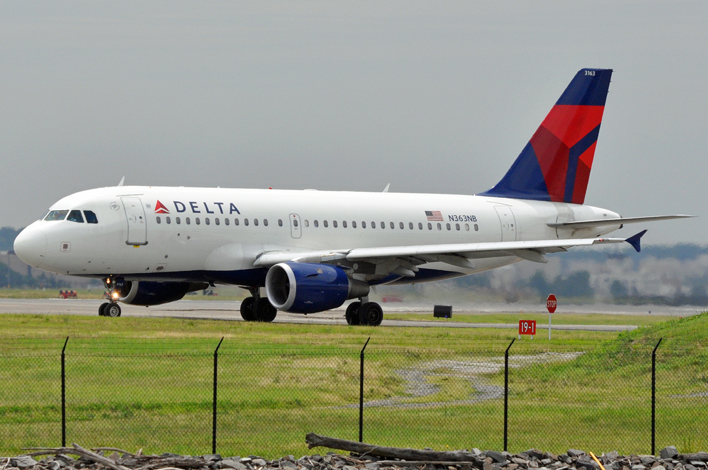 N363NB · Airbus A319-114 · (DCA / KDCA)