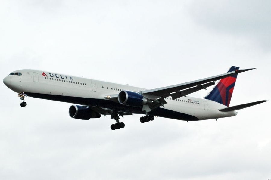 N832MH (29704) 2000 Boeing 767-432(ER)