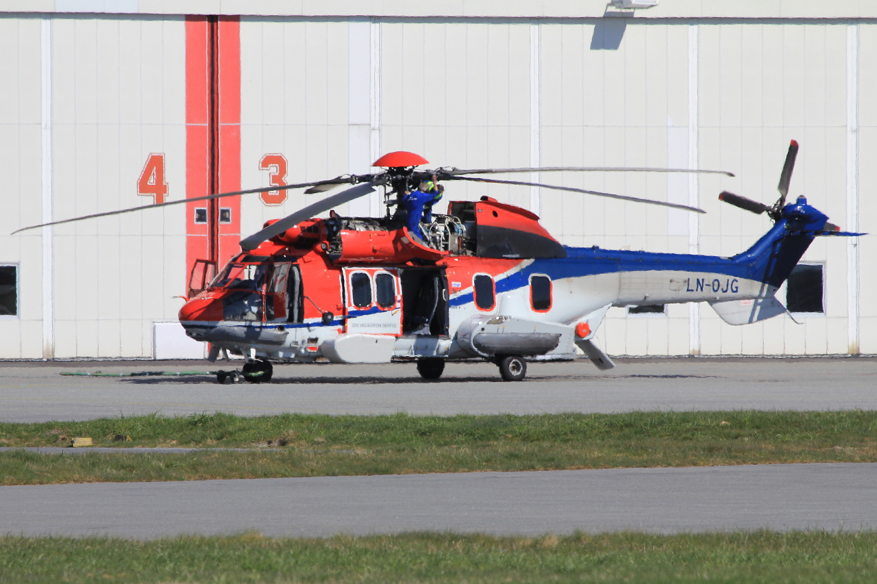 LN-OJG, (cn 2747), Eurocopter EC 225 LP