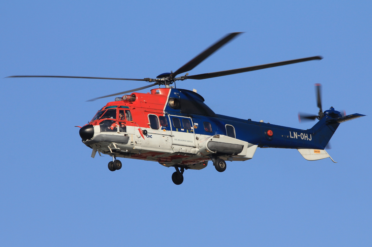 LN-OHJ (2594) 2003 Eurocopter AS-332L2 Super Puma Mk2