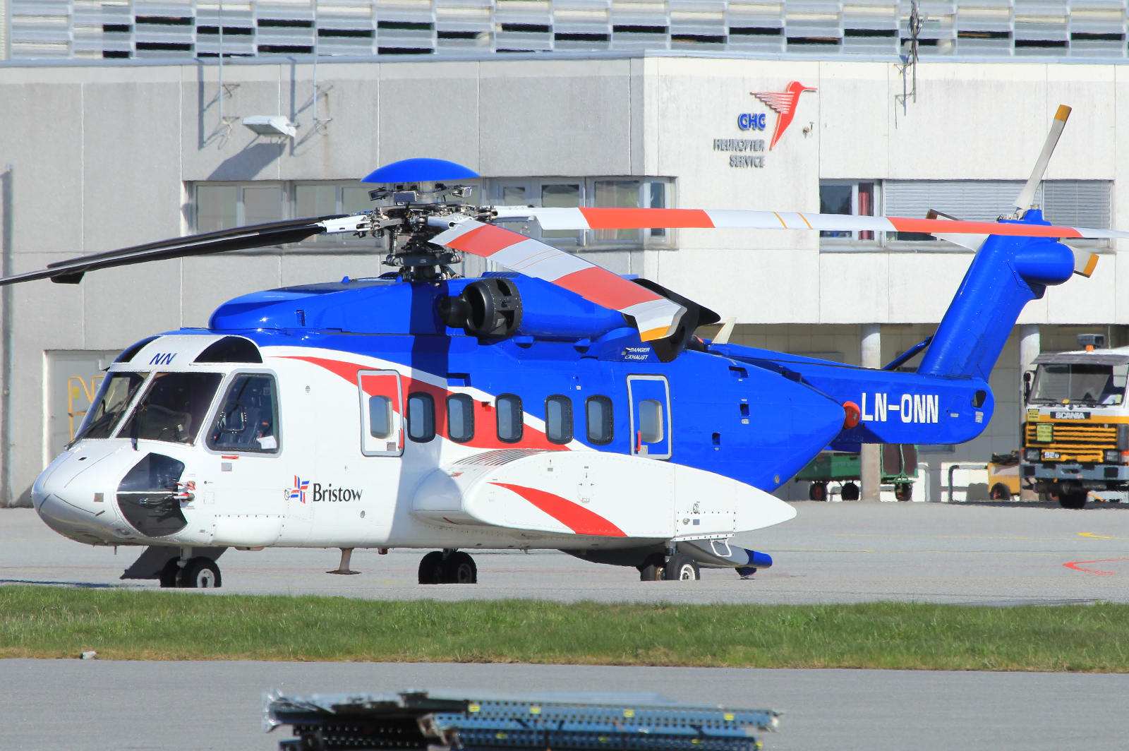 LN-ONN (92-0011) 2005 Sikorsky S-92A